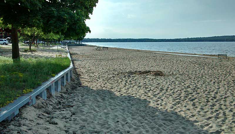 the beach at traverse city state park